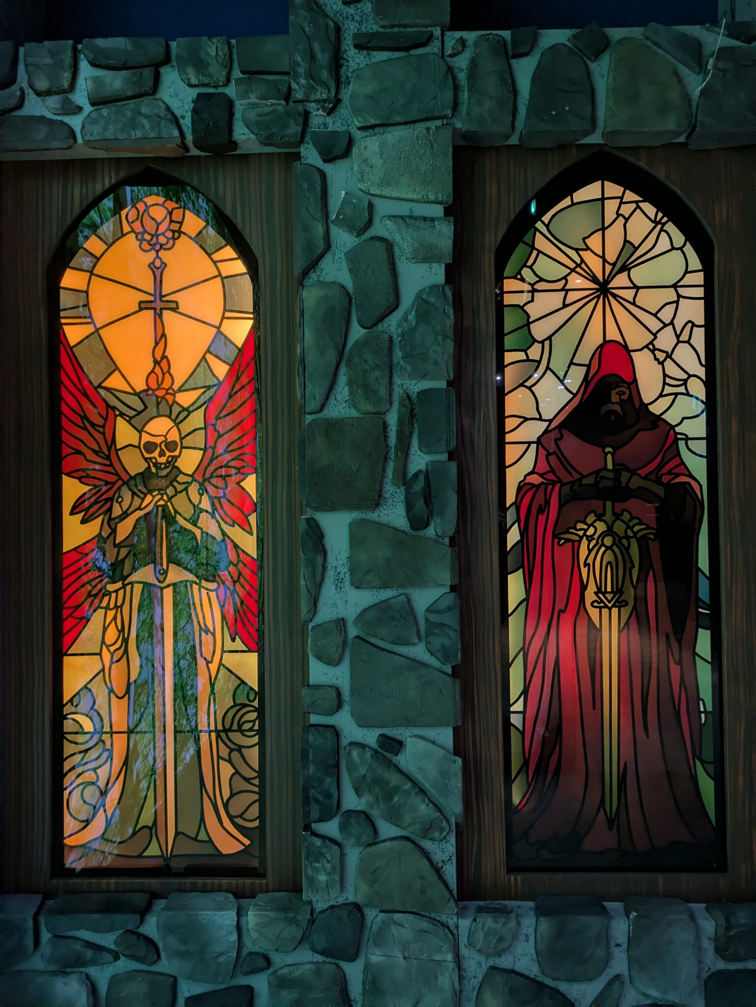 Hand designed stained glass panels, Bowers Museum (Photo: Arendse Lund)